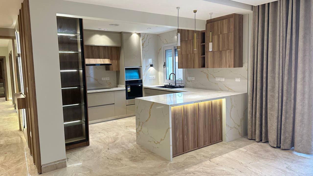 Mountain View _ Hyde Park image